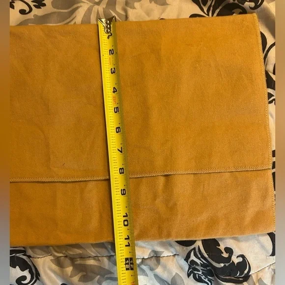 Lv dust bag